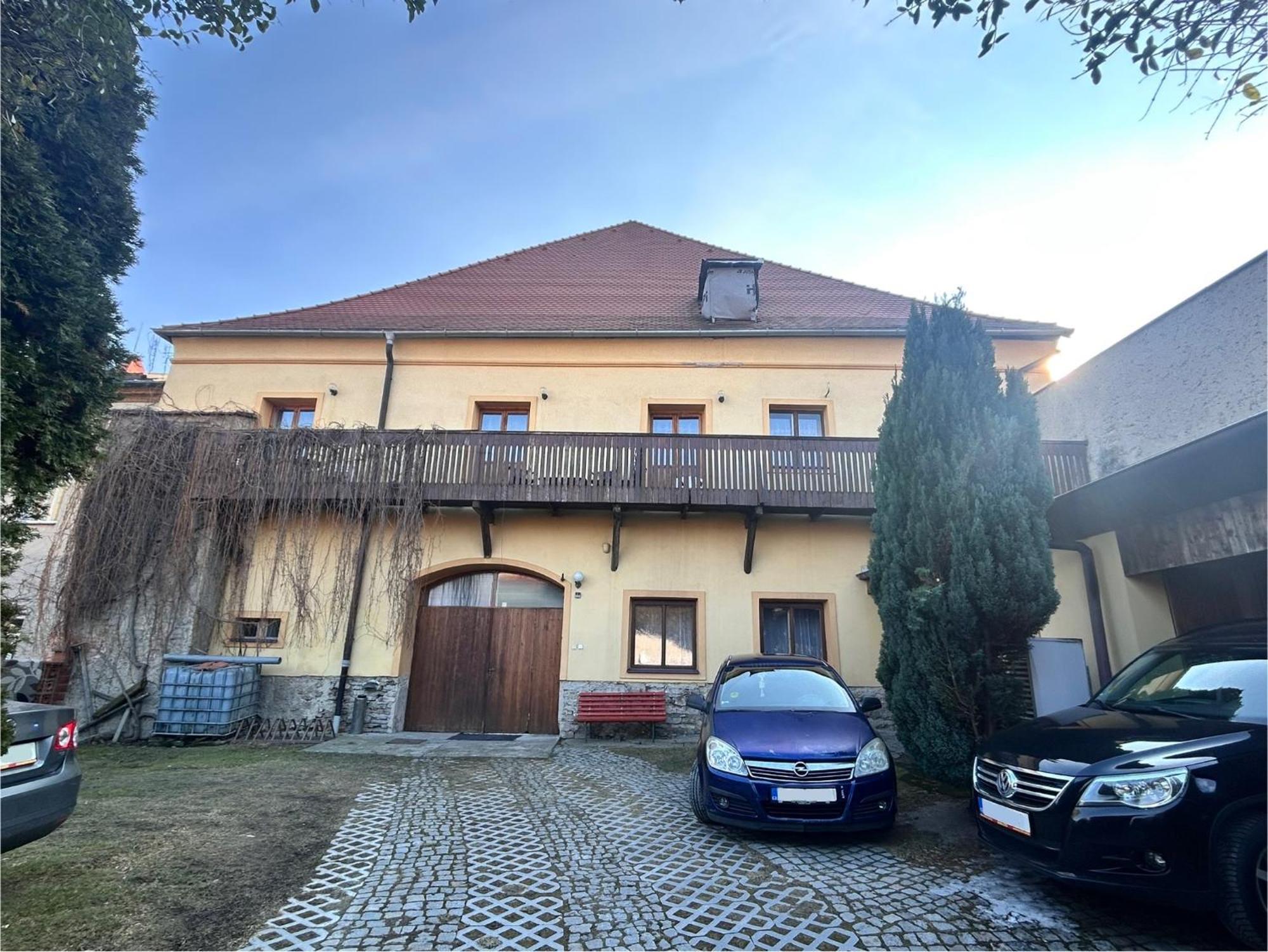 Restaurace A Penzion Podloubi Opočno المظهر الخارجي الصورة
